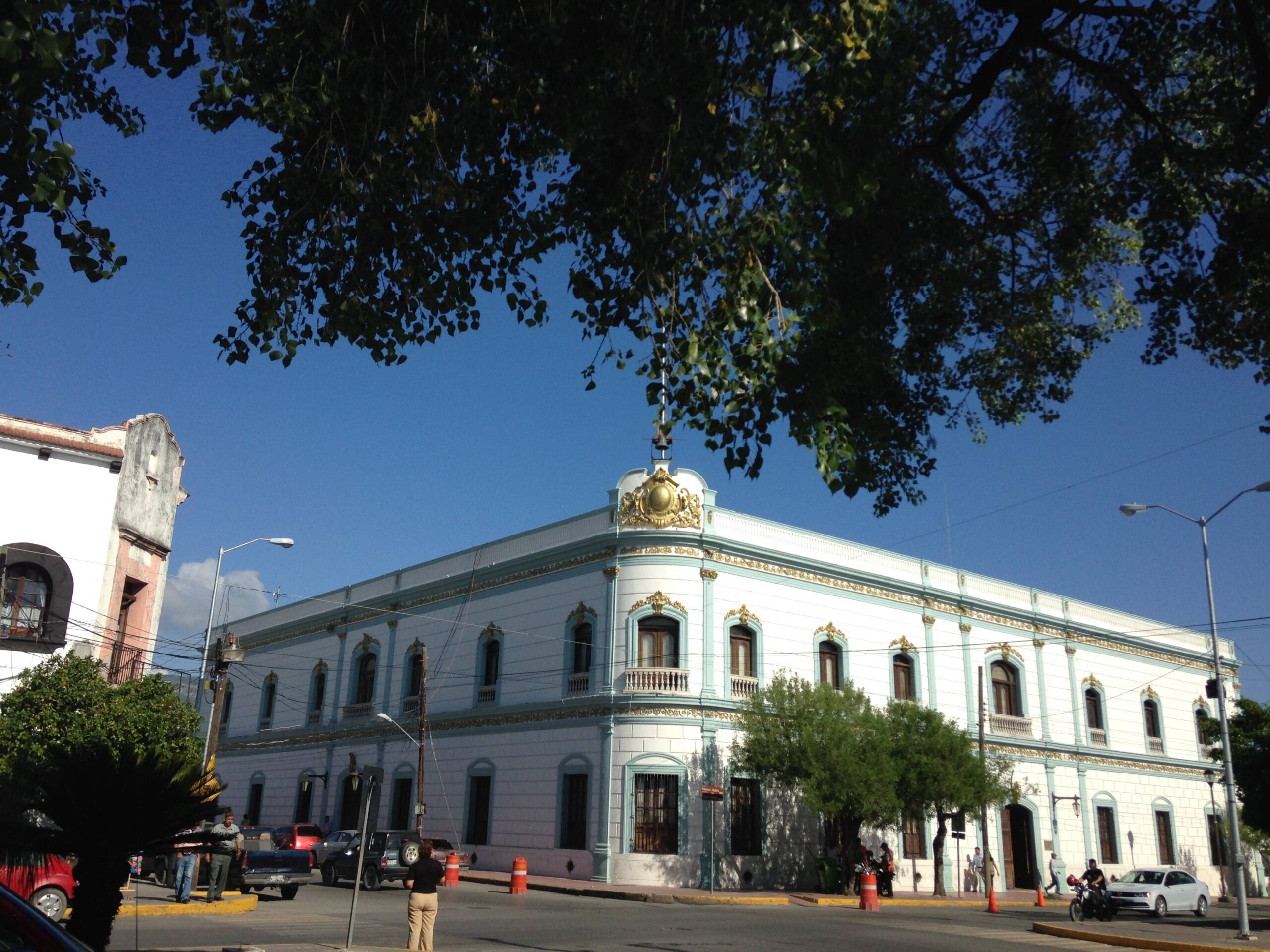 Municipio no puede expedir constancias deResidencia; responden a colonos.