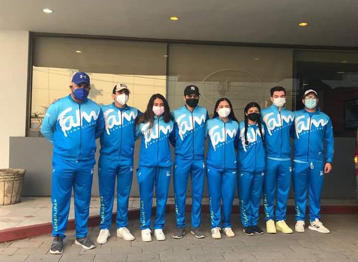 Compiten nadadores victorenses en Juegos Nacionales Conade 2021.