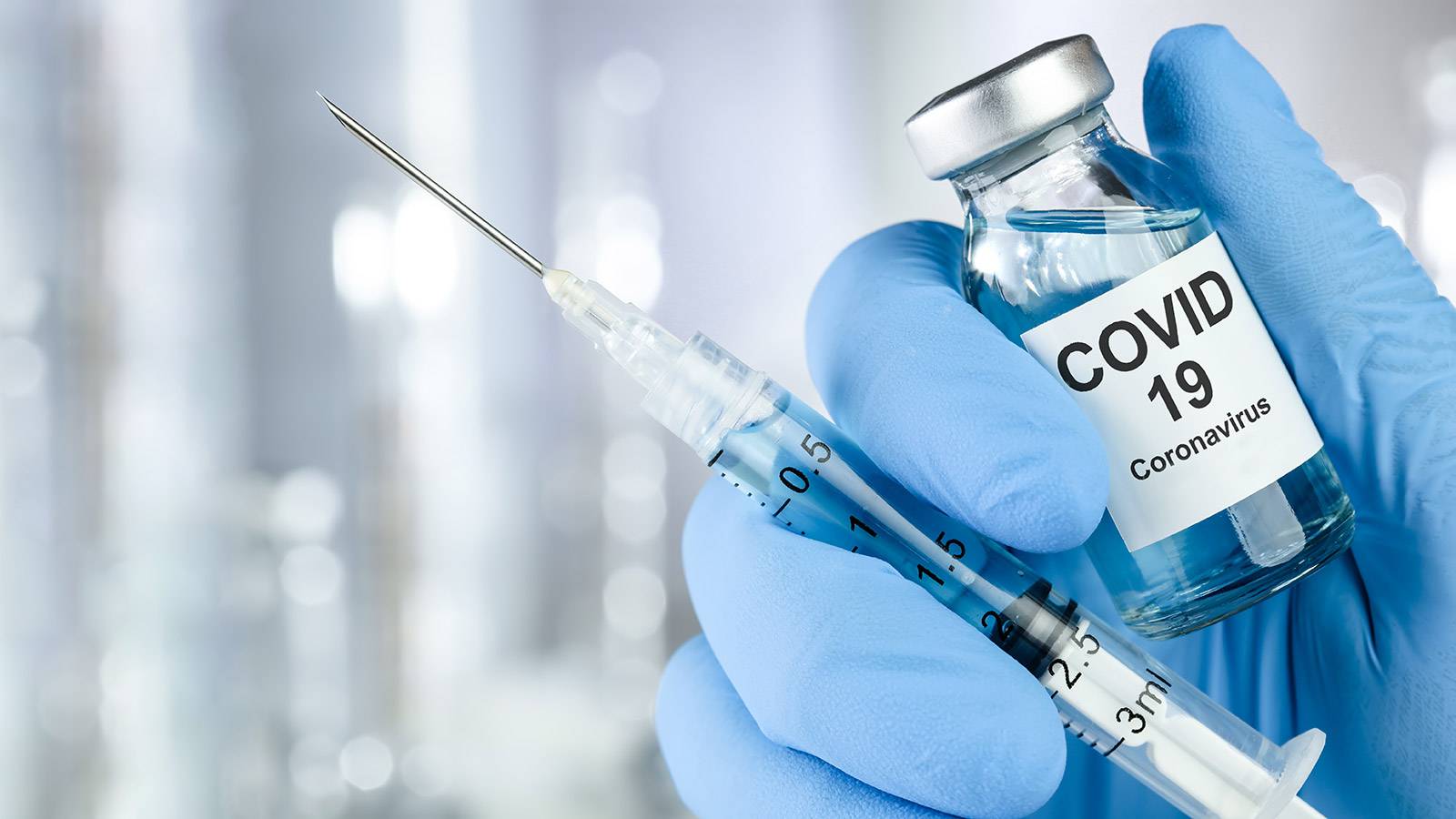 Comunidad médica pide acabar con la infodemia; rechazan que vacuna contra Covid-19 cause impotencia sexual en jóvenes.