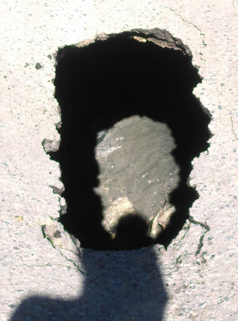 Urge rehabilitación a calle Abasolo en la colonia Obrera