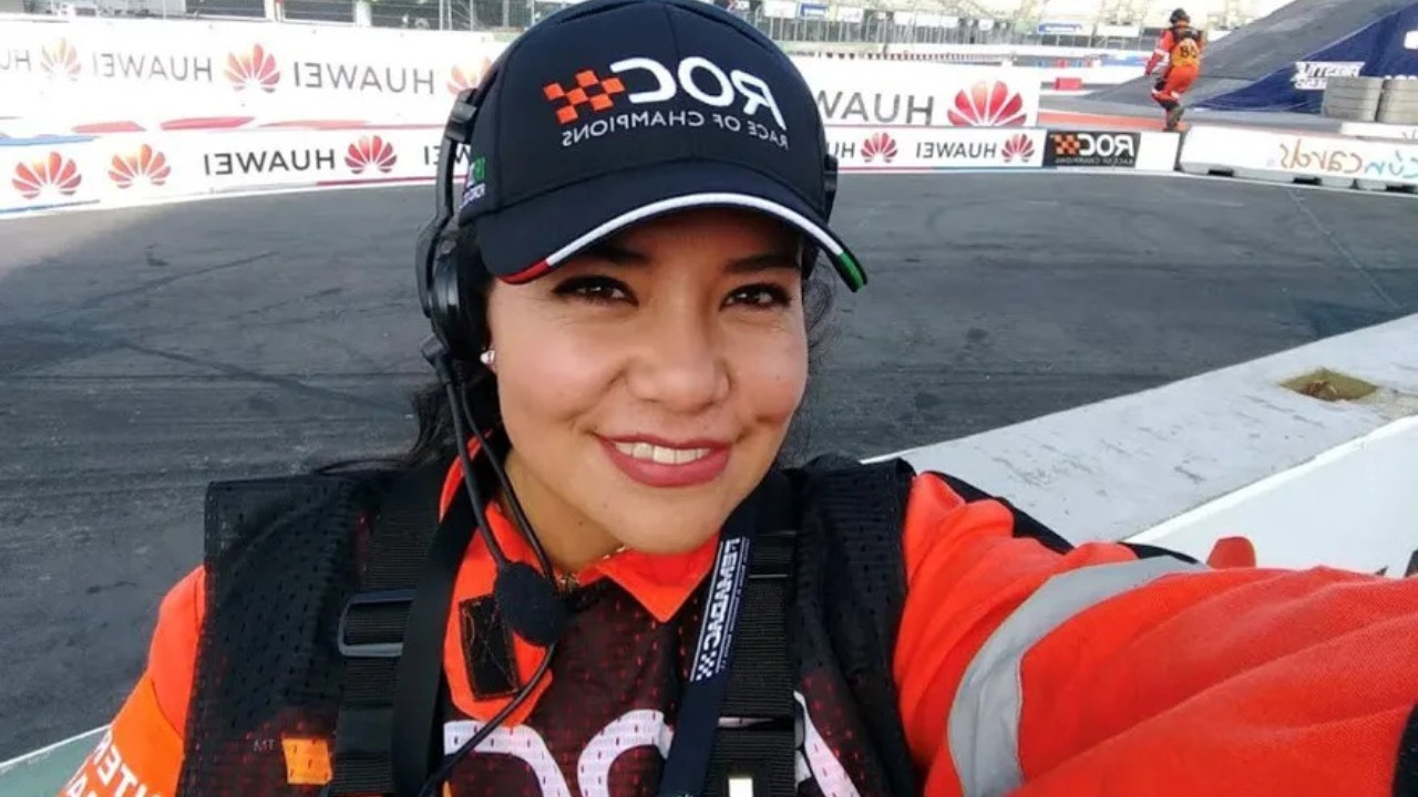 Diana Romero; oficial de pista mexicana que destaca en Fórmula 1