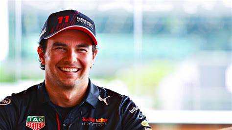 Checo Pérez espera que México aporte más pilotos a la F1 en el futuro