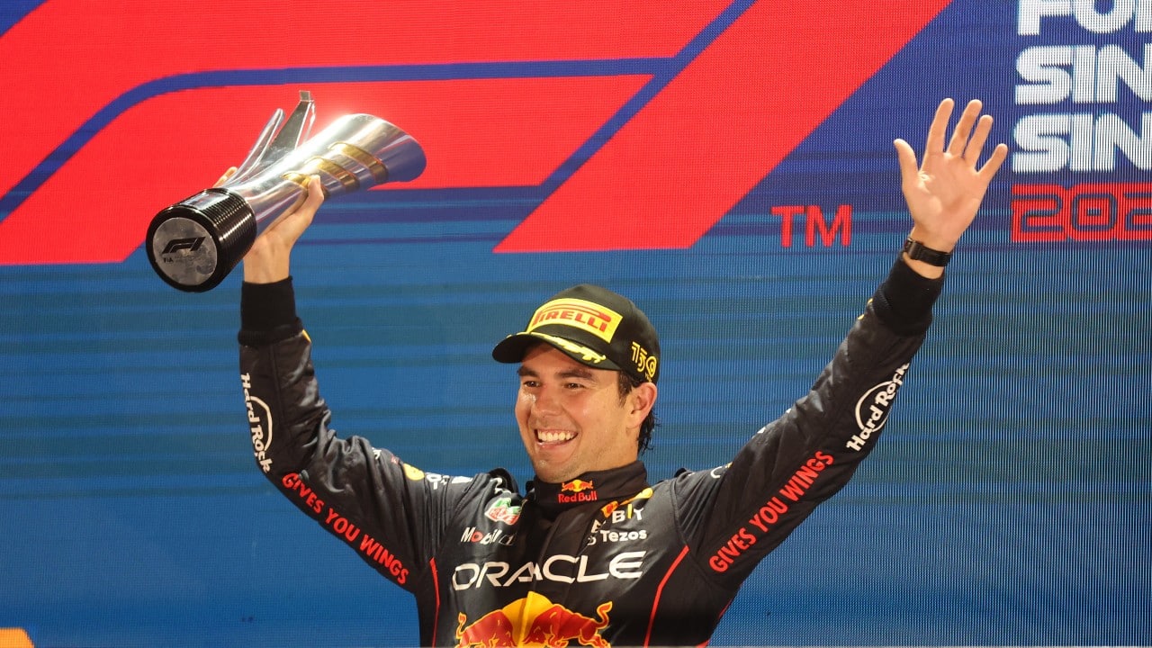 “Quiero ser campeón del mundo en estos dos años con Red Bull”: Checo Pérez