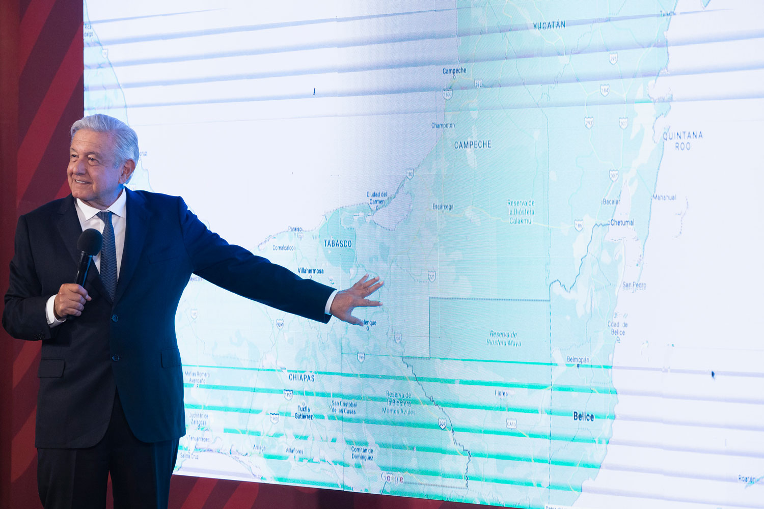 Octubre alcanza nivel histórico creación de empleos, celebra Presidente