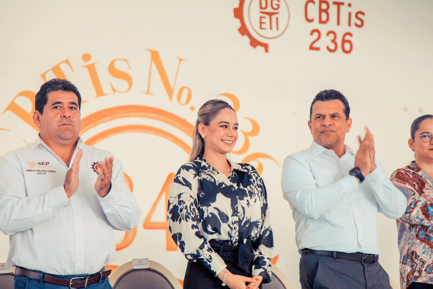 Celebran Lucy Rodríguez y Lalo Gattás 34 aniversario del CBTis 236 (Fotos)