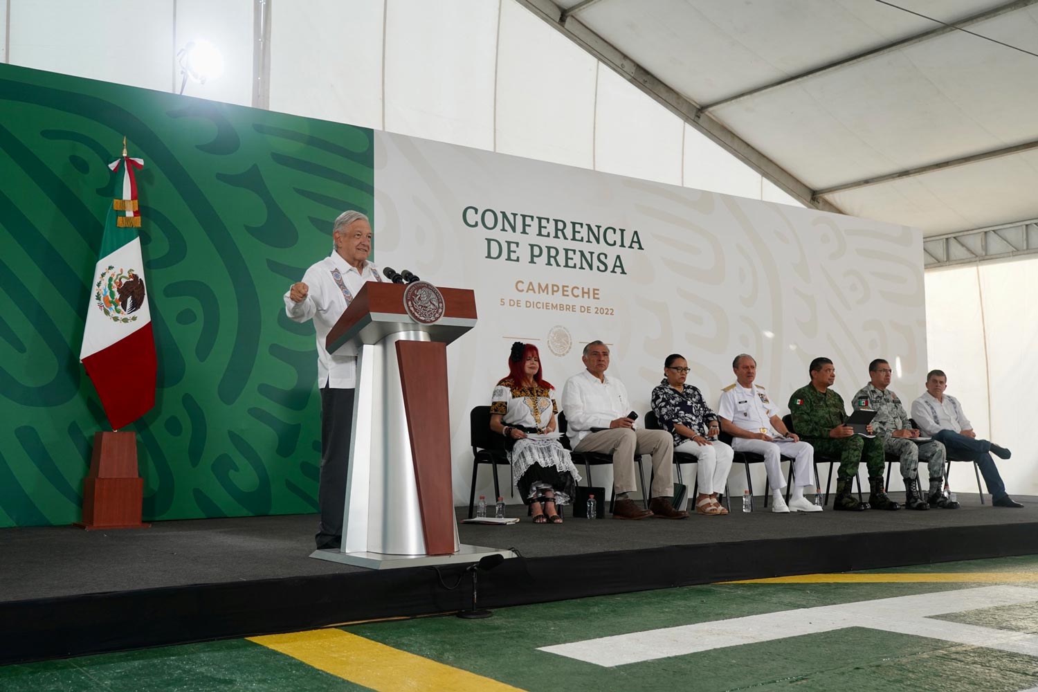 Empresa a cargo de Sedena administrará aeropuertos de Chetumal, Palenque y Campeche, anuncia presidente