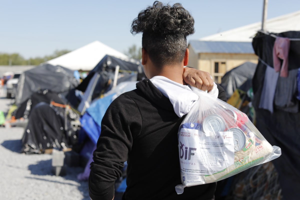 Entrega DIF Tamaulipas 3 mil dotaciones alimentarias a migrantes de Reynosa