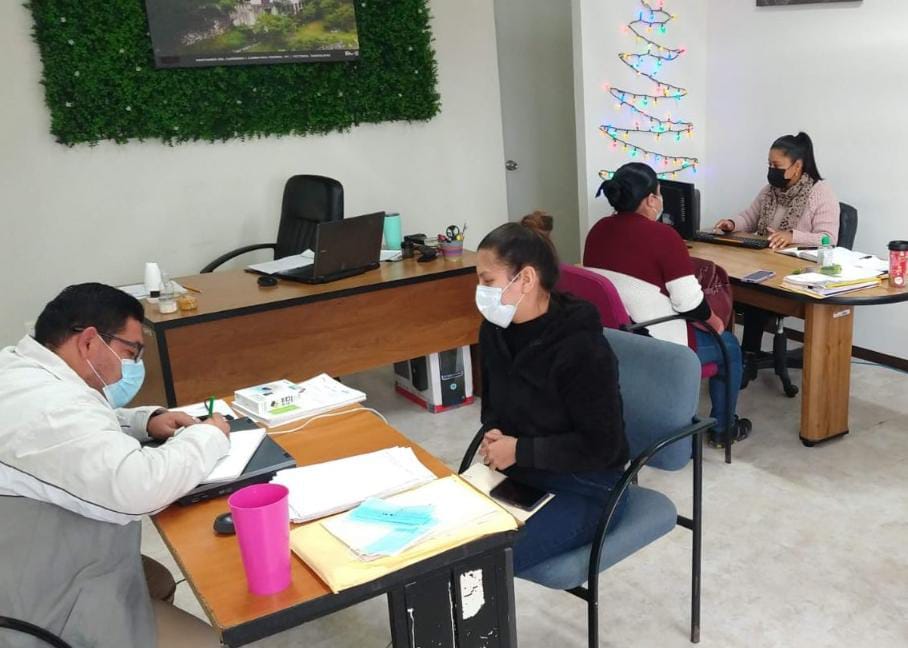Gobierno de Victoria promueve 300 vacantes laborales