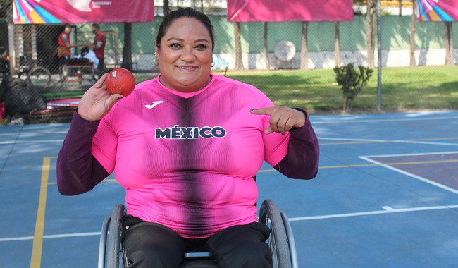 Gloria Zarza entrena en CEPAMEX en busca de más hazañas paralímpicas