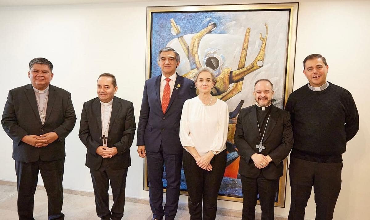 Obispos de Tamaulipas se reúnen con Américo Villarreal y María de Villarreal
