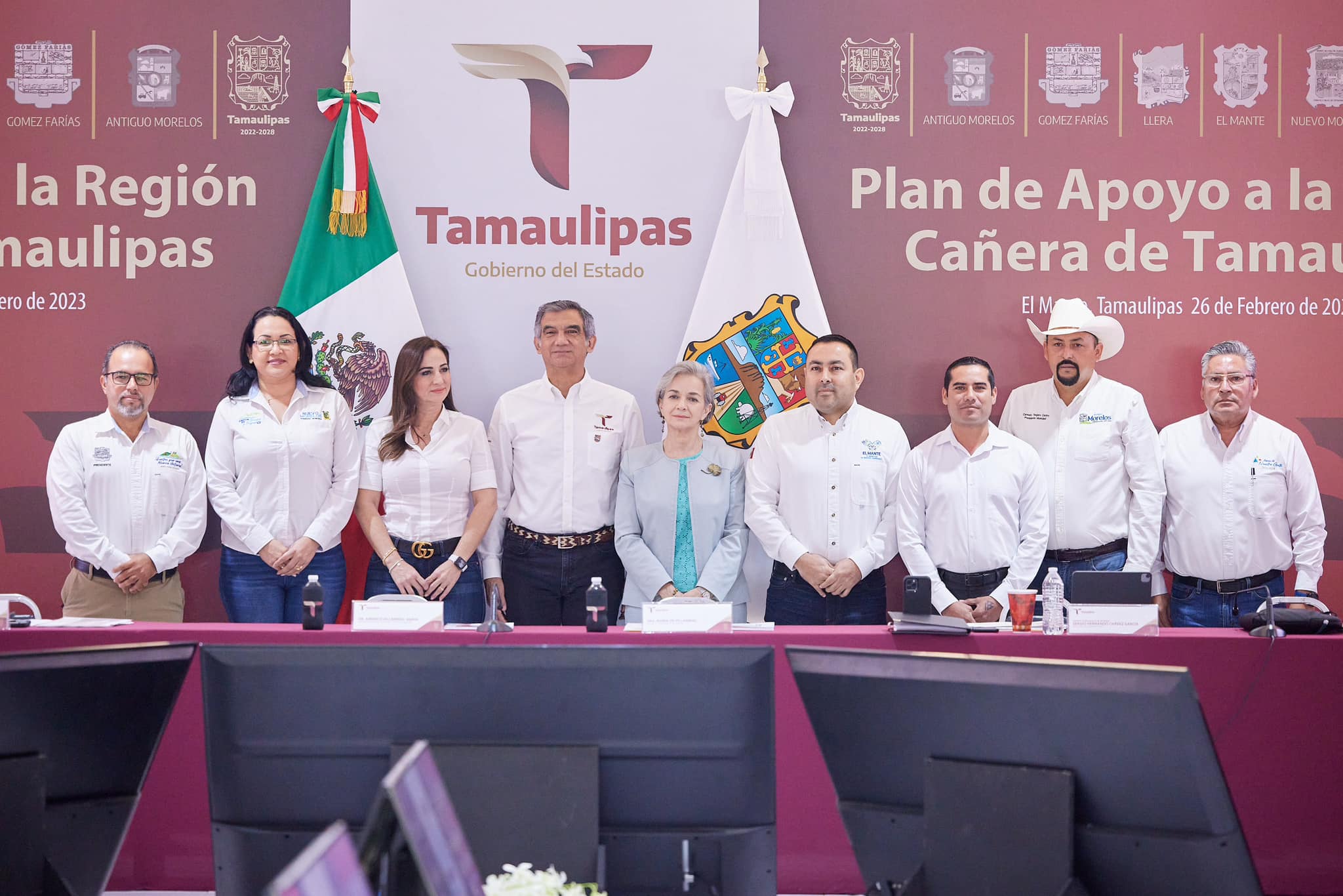 Presenta Gobernador Plan de Apoyo a la Región Cañera; enviará ambulancias