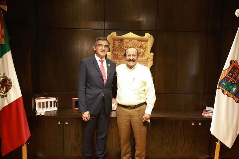 Gobernador Américo Villarreal recibe a líder del SNTE en casa de gobierno