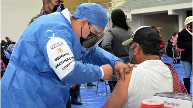 COVID-19 mantiene reducción en México