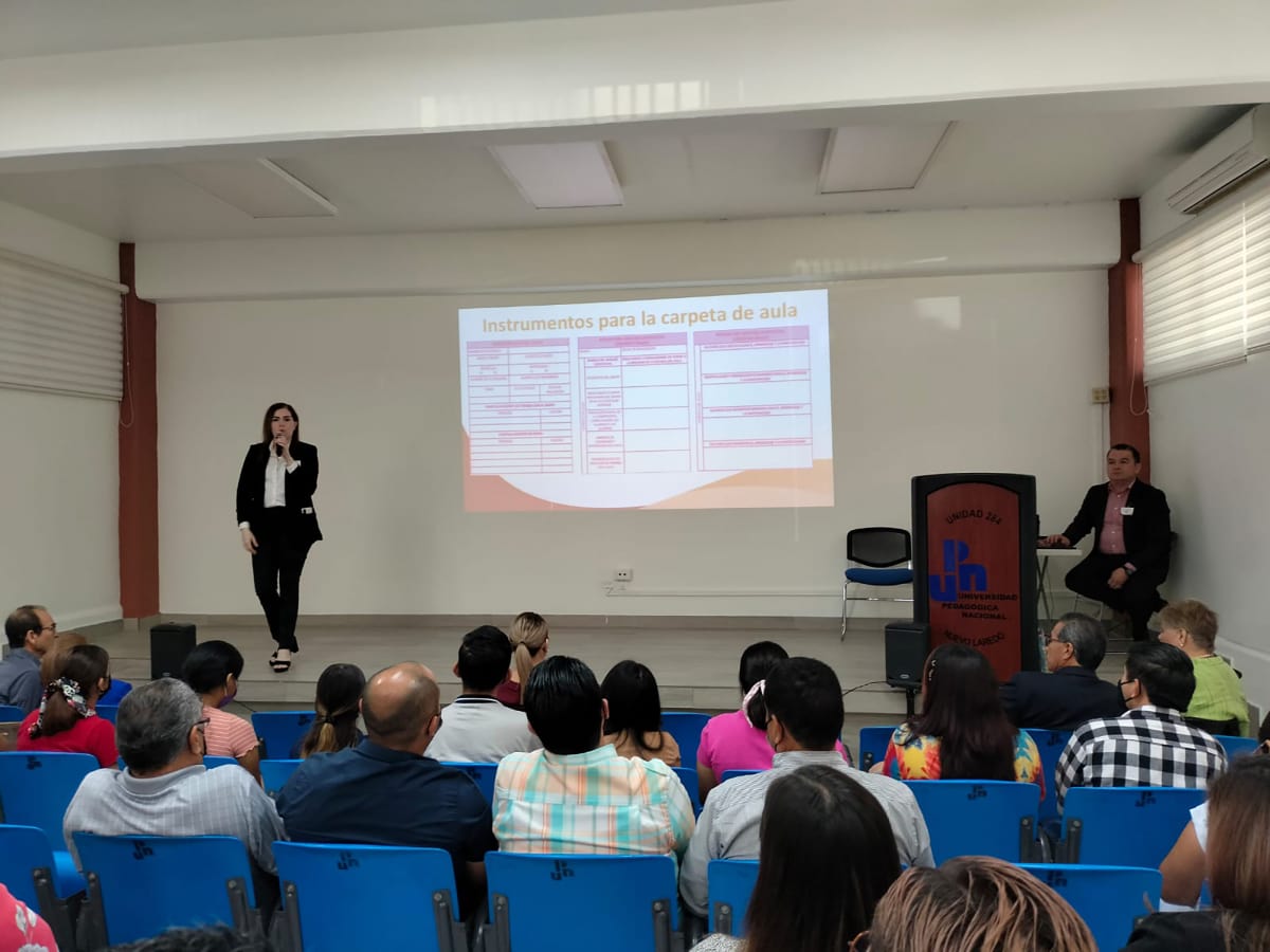 SET actualiza a docentes con jornadas de capacitación especial e inclusión