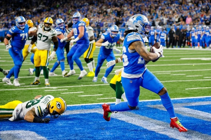 Leones de Detroit aseguran lugar en playoffs tras superar a Green Bay