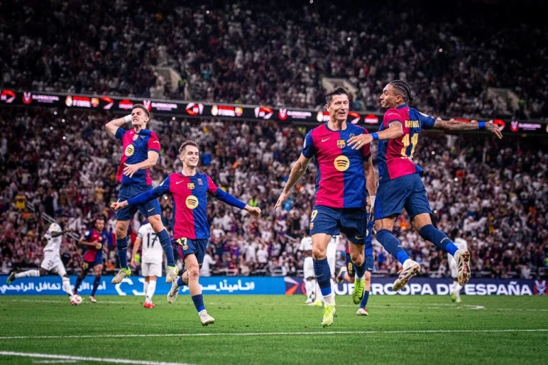 Barcelona golea 5-2 a Real Madrid y conquista la Supercopa de España