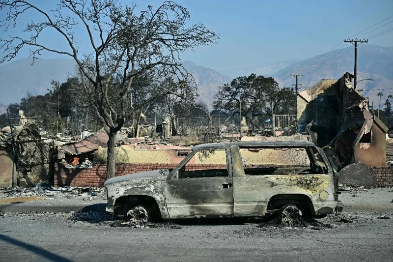 Los Ángeles parece un “escenario de guerra” por los incendios: Biden