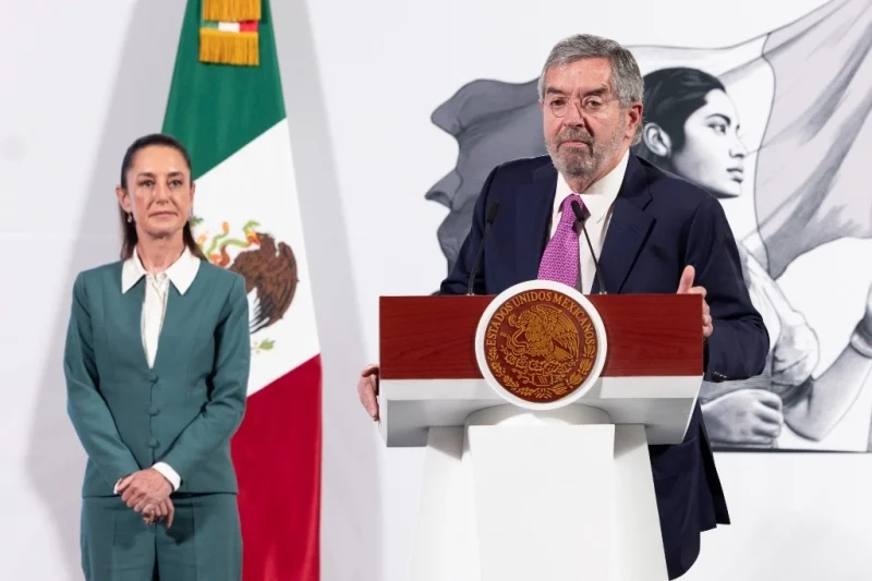 «No están solos», ratifica Sheinbaum a mexicanos en EU