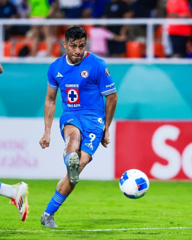 Cruz Azul vence al Real Hope en partido de ida de Concachampions