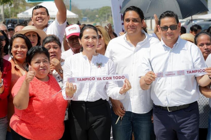 Reduce Mónica Villarreal rezago de pavimentación en la zona norte de Tampico