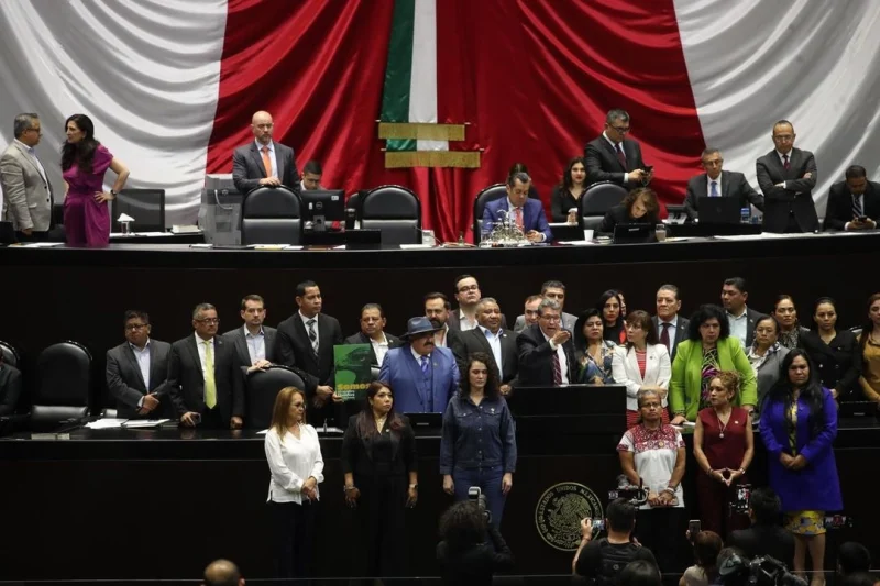Declaran en San Lázaro constitucional la reforma antinepotismo y relección consecutiva