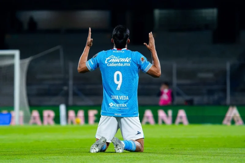 Sepúlveda le da el triunfo a Cruz Azul sobre San Luis