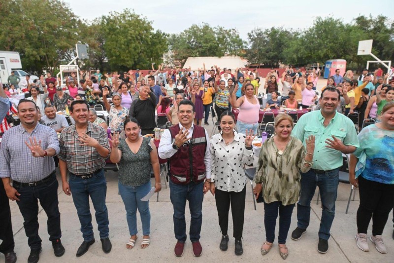 Lalo Gattás lleva el gobierno municipal al fraccionamiento Luis Quintero