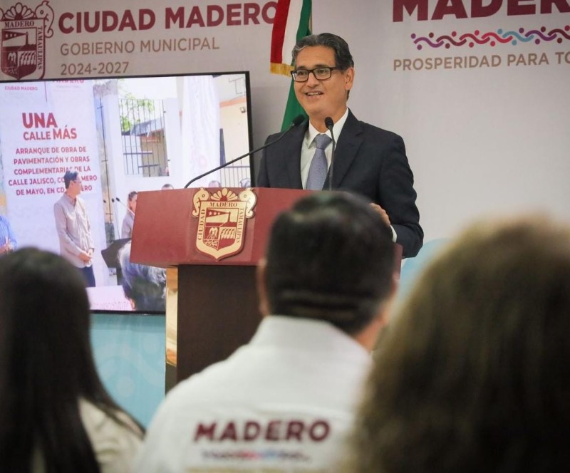 Convoca Erasmo a conocer proyecto del reglamento de playa Miramar