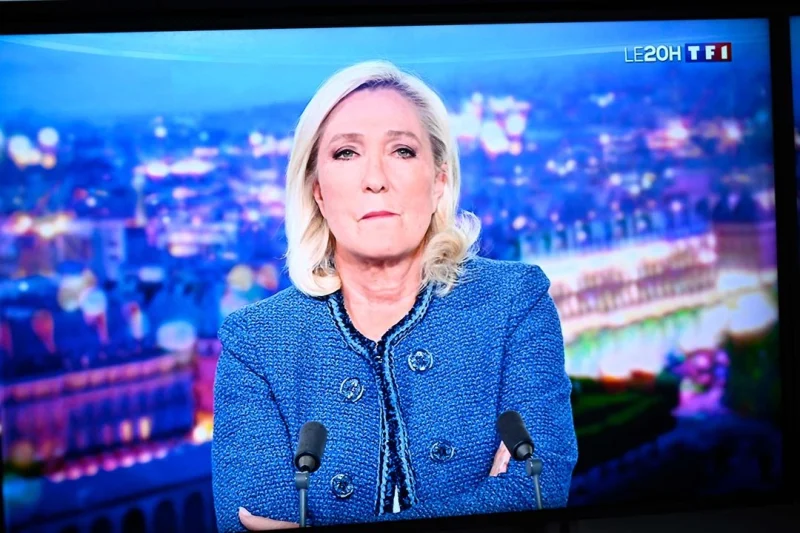 Condena tribunal de Francia a Marine Le Pen por malversación