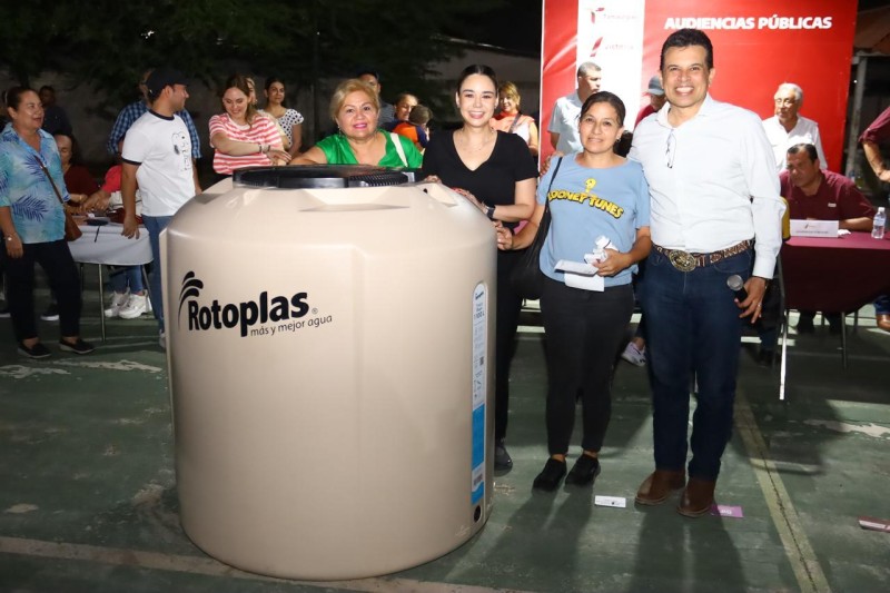 Disfrutan vecinos de la Moderna de divertida Tarde en Familia