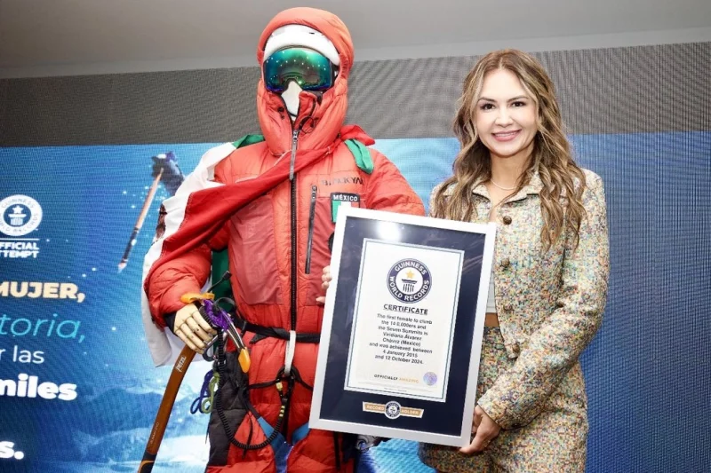 Alpinista mexicana Viridiana Álvarez, récord Guinness por conquistar 14 cimas