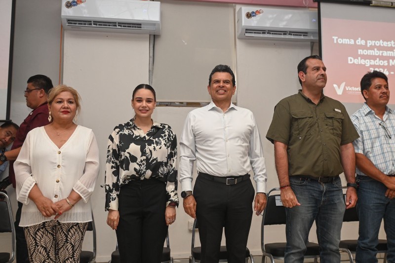 Entrega alcalde de Ciudad Victoria nombramientos a delegados ejidales