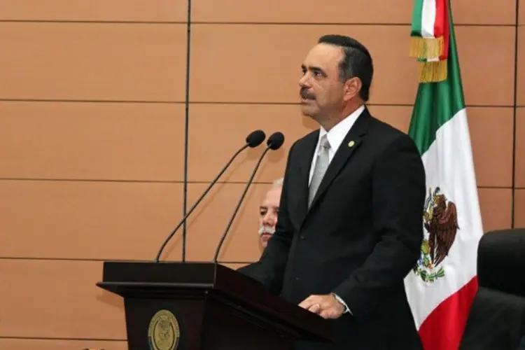 Capacitarán a jueces que resulten electos