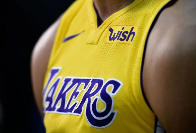 Los Lakers serán vendidos por una cifra récord de 10 mil mdd