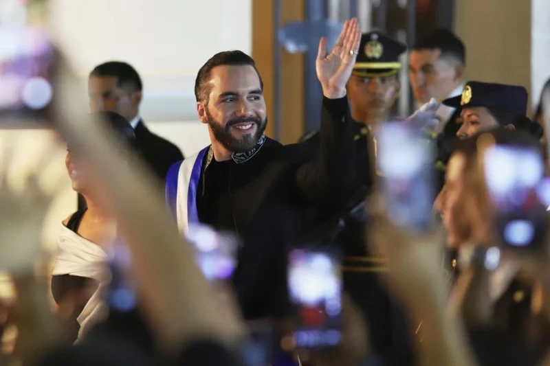 Me tiene «sin cuidado que me llamen dictador”: Bukele