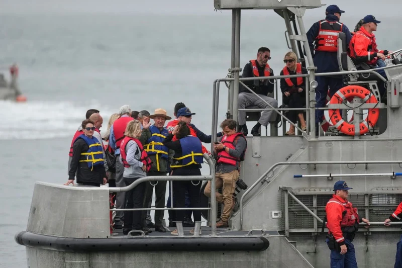 Considera Trump convertir isla Alcatraz en prisión federal; demócratas dicen que es «absurdo»