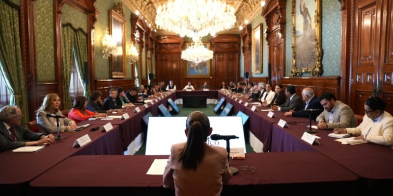 Ámérico Villarreal participa con Sheinbaum en reunión para ver avances de programa IMSS-Bienestar