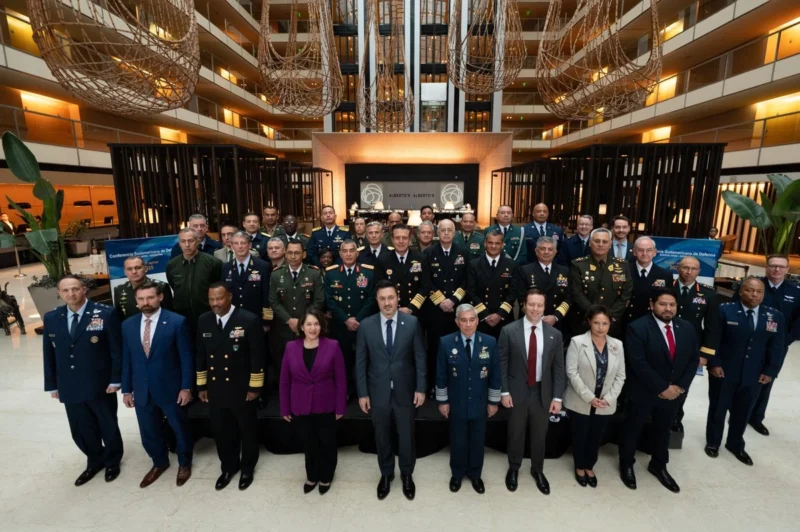 Jefe del Comando Sur de EU alerta papel de China en América Latina