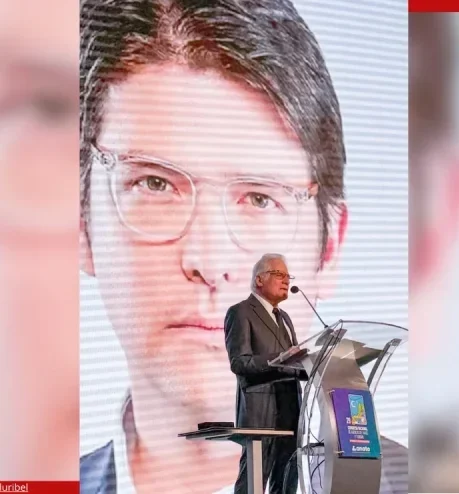 Colombia: padre del aspirante asesinado Miguel Uribe lanza su candidatura presidencial
