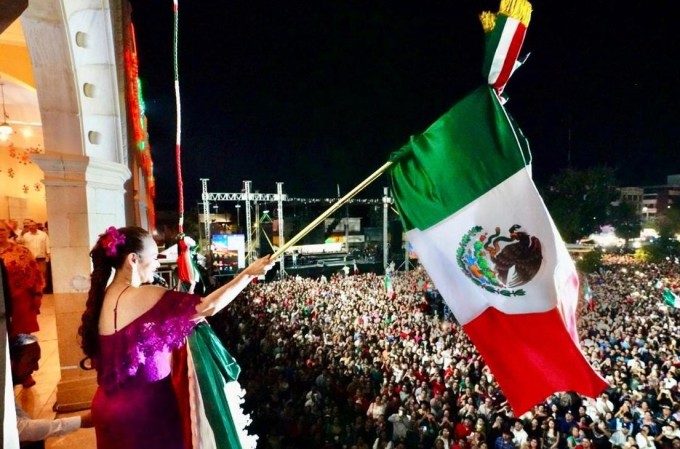 ‘Viva México’ resuena fuerte en Nuevo Laredo durante el Grito