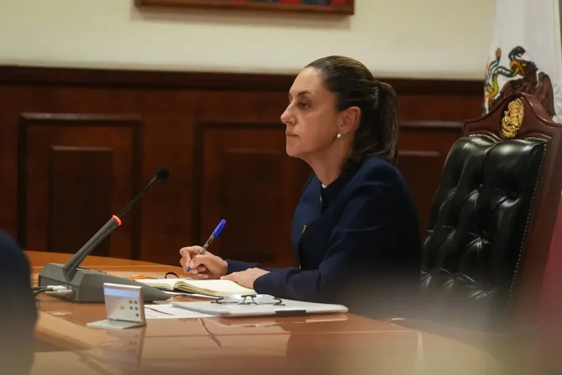 Sheinbaum encabeza reunión para revisar situación de emergencia por inundaciones en cinco estados