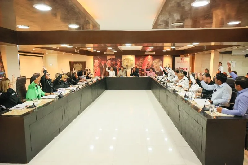 Erasmo González y Cabildo aprueban descuentos al 100 % en pagos de predial, panteones y ZOFEMAT