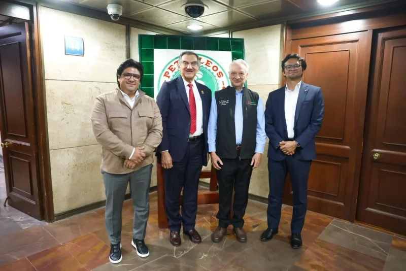 Revisan Américo Villarreal y director de Pemex proyectos estratégicos para Tamaulipas