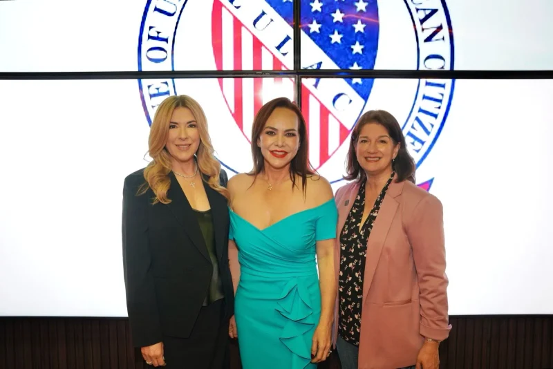 Carmen Lilia es elegida Señora Internacional 2026