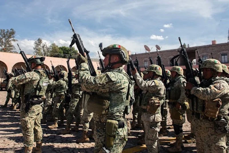 Arriban a Michoacán casi 2 mil efectivos del Ejército y la GN
