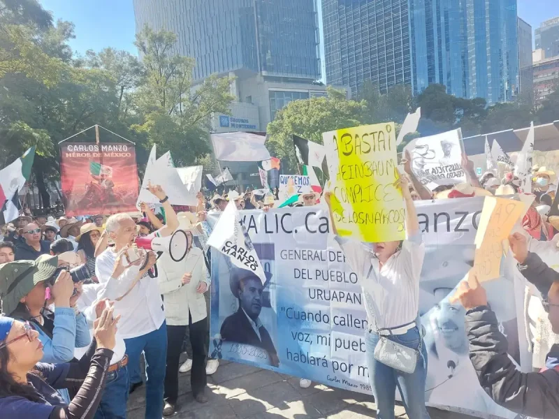 Marcha de Generación Z: personas mayores, políticos de oposición y consignas partidistas