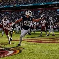 Cowboys rompe racha de derrotas con victoria ante Commanders