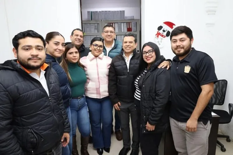 Reconoce y agradece alcalde Lalo Gattás trabajo de personal administrativo