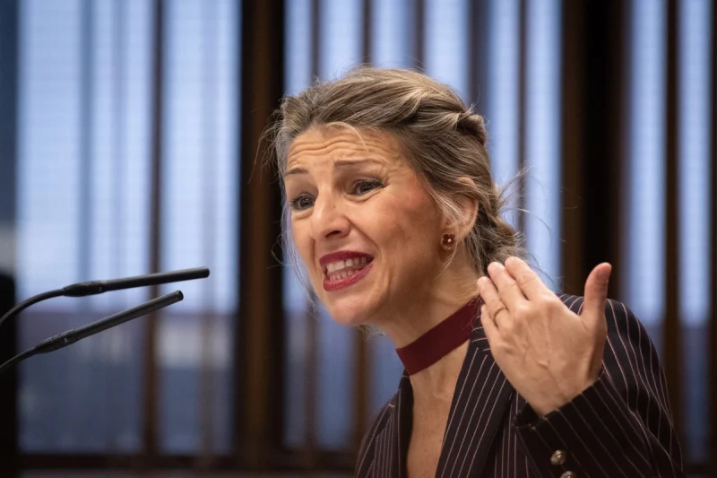Vicepresidenta segunda de España exige cambio “radical y profundo” a Pedro Sánchez