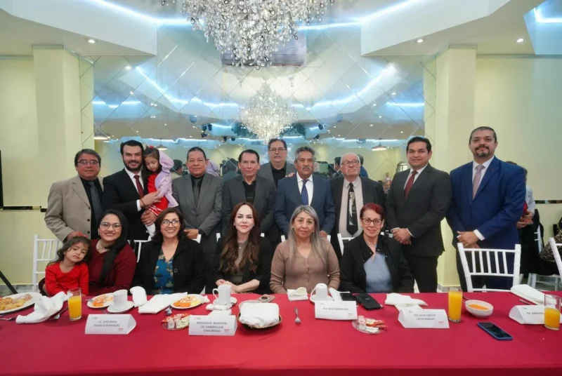 Fortalece Carmen Lilia lazos de unidad con líderes religiosos de Nuevo Laredo